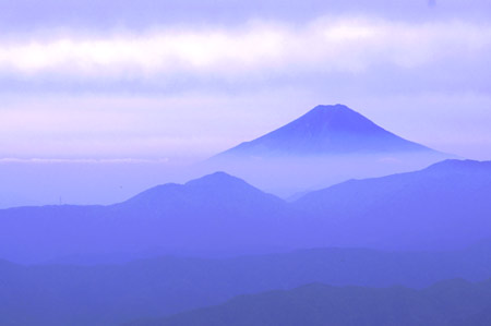 富士　小雲取から雲取山の尾根から