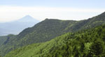 富士と乾徳山