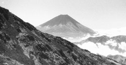 三峰岳からの富士